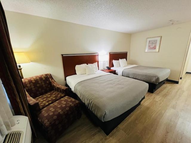 Quality Inn & Suites Golden - Denver West Lakewood Exterior photo
